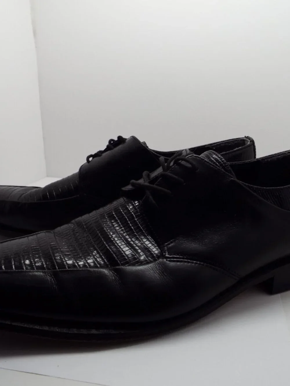 Stacy Adams Men's Crocodile Reptile Print Black Shoes Size 10